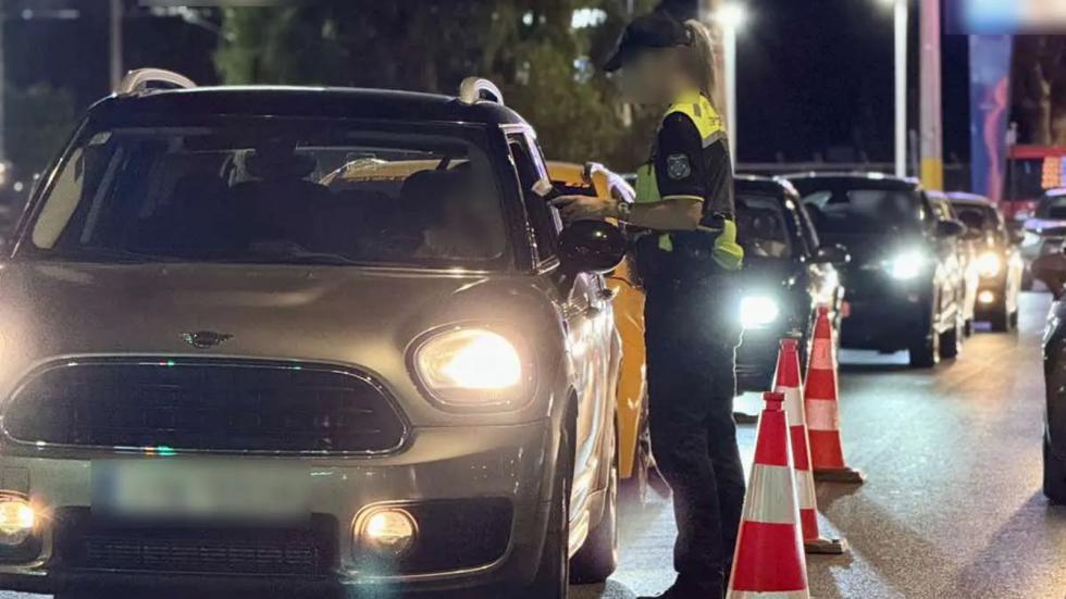Αθήνα: 266 παραβάσεις σε ένα βράδυ -Σαρωτικοί έλεγχοι της Τροχαίας